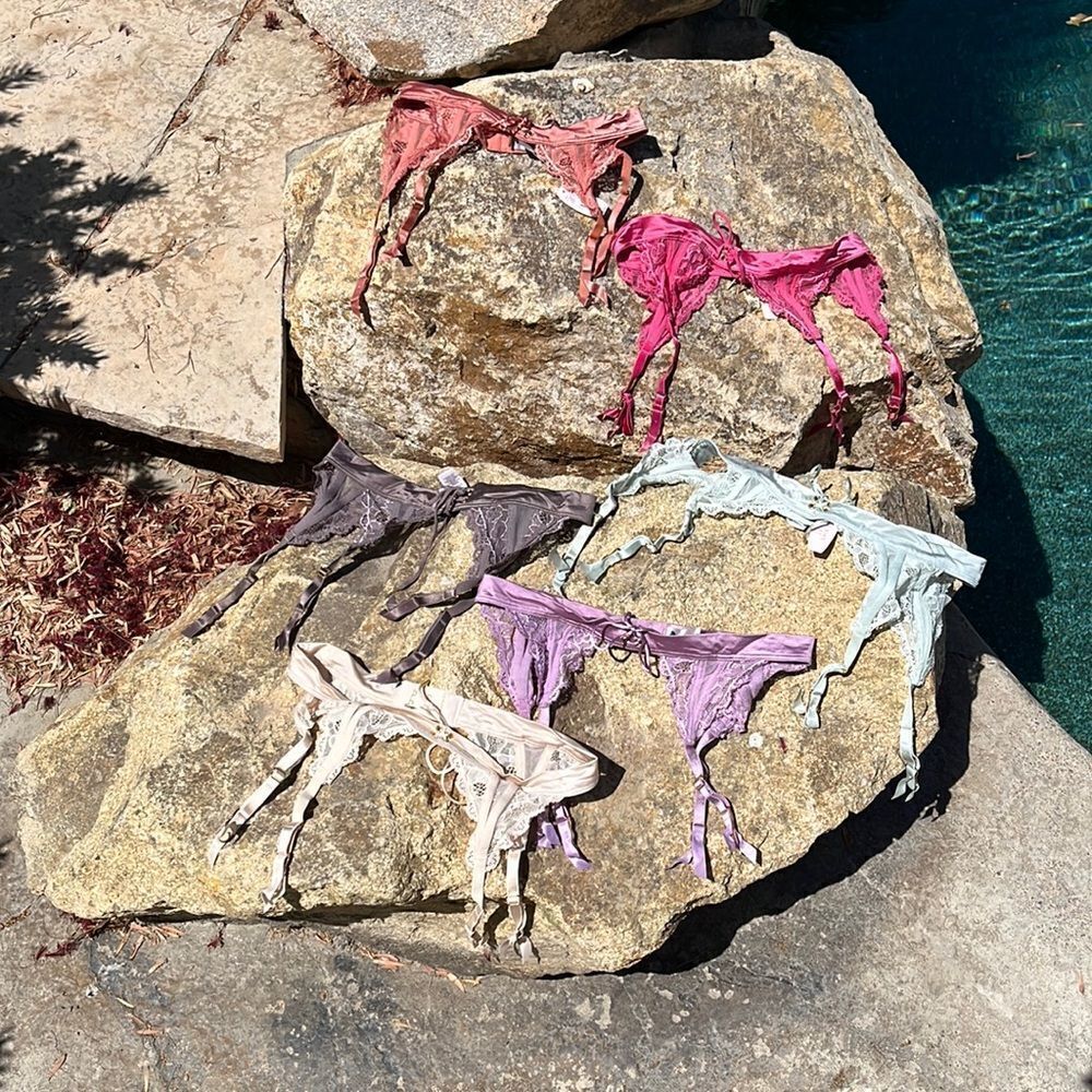 Victoria’s Secret Garters